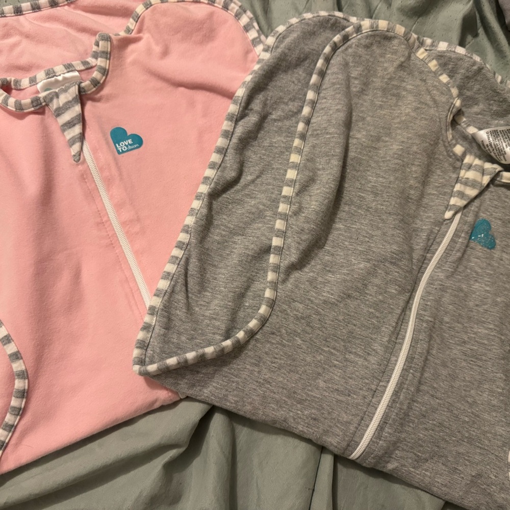 Love to Dream Baby Swaddle Set in Pink and Heather Gray